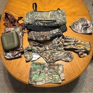 Realtree Camo Hunting Gear Bundle - Multicolor Camouflage